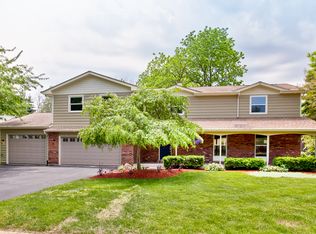 501 Arapaho Trl, Lake Villa, IL 60046