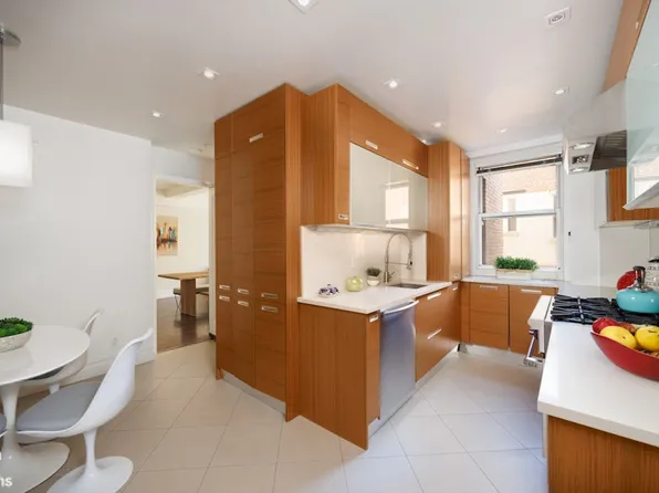 50 West 96th Street image 6 of 16