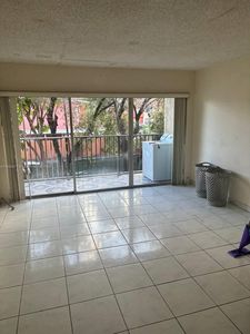 245 NW 109th Ave APT 211, Miami, FL, 33172