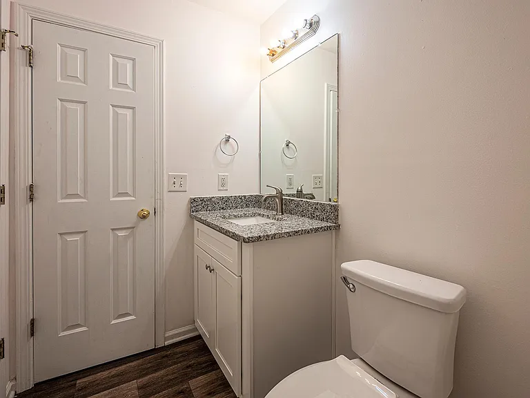 2285 Shady Oaks Dr — Photo 23