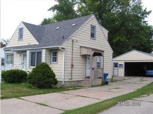 222 Wesley St SE, Wyoming, MI 49548