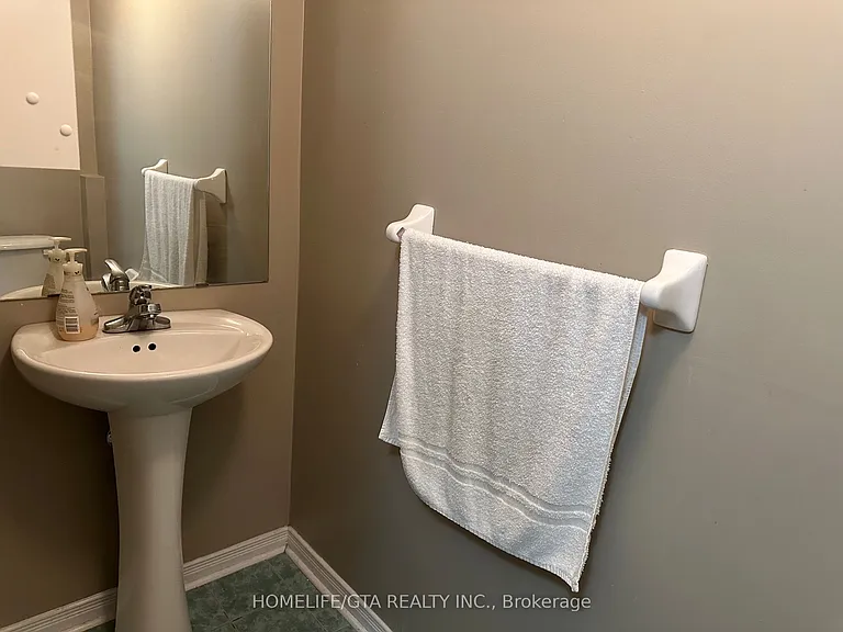 254 Marble Pl — Photo 17