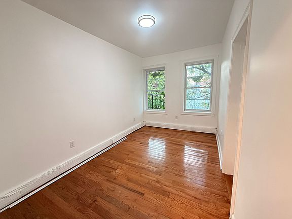 3rd image of 211 Woodward St APT 12