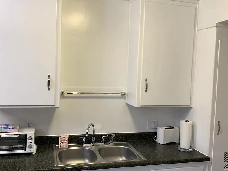 1745 Orizaba Ave #B — Photo 25