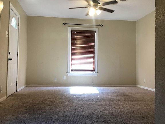 2nd image of 212 Winding Way St