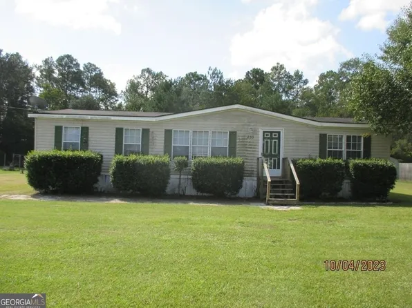 233 Country Ln NE, Ludowici, GA 31316