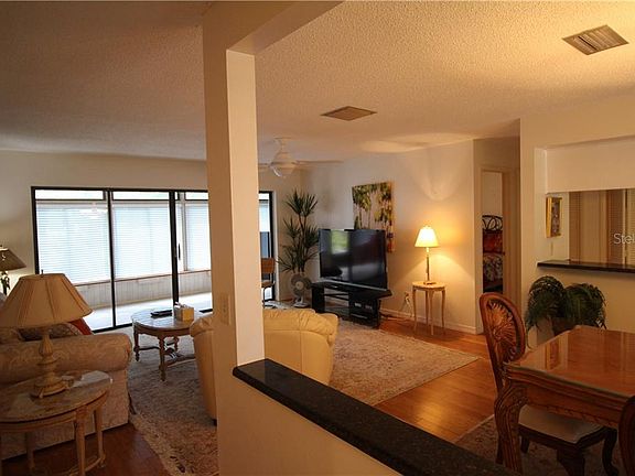 4th image of 80 Gretchen Ct #80