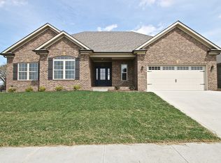 495 Leonatus Ct, Bowling Green, KY 42104