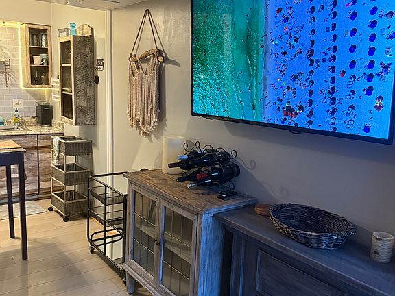 3rd image of 2227 Bolinas St #1