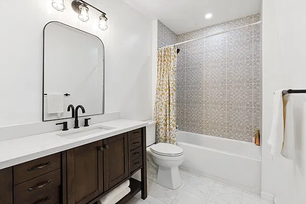 Bathroom, photo 3