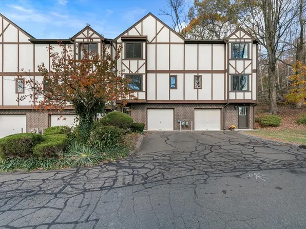 204 New Haven Avenue #2G, Derby, CT 06418