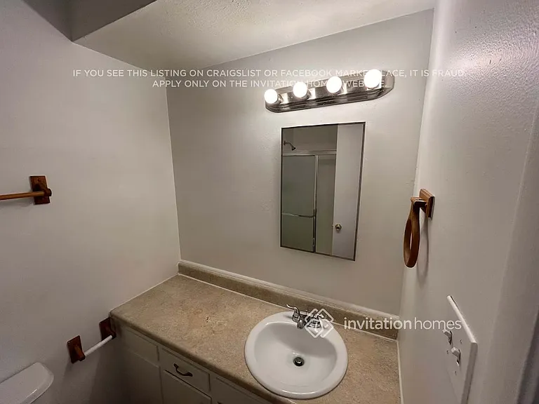 3007 N 79th Dr — Photo 18