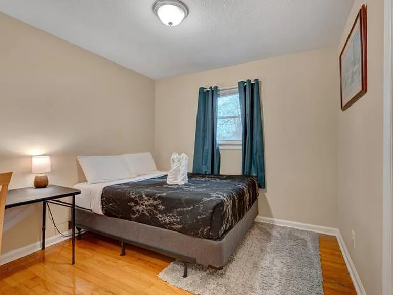 116 Parthenia Dr — Photo 8