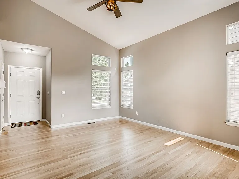 10594 Jewelberry Trl — Photo 28