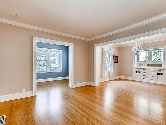 3rd image of 5017 Thomas Ave S