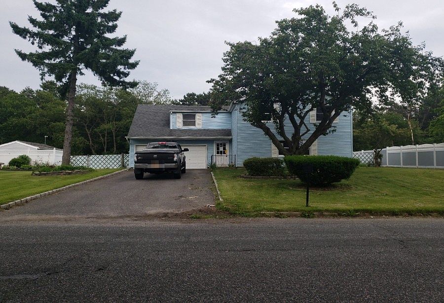 1st image of 69 White Pine Way