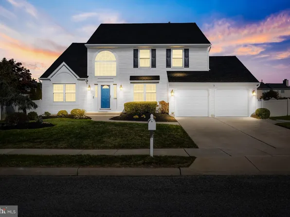 21 Clinton Ln, Marlton, NJ 08053