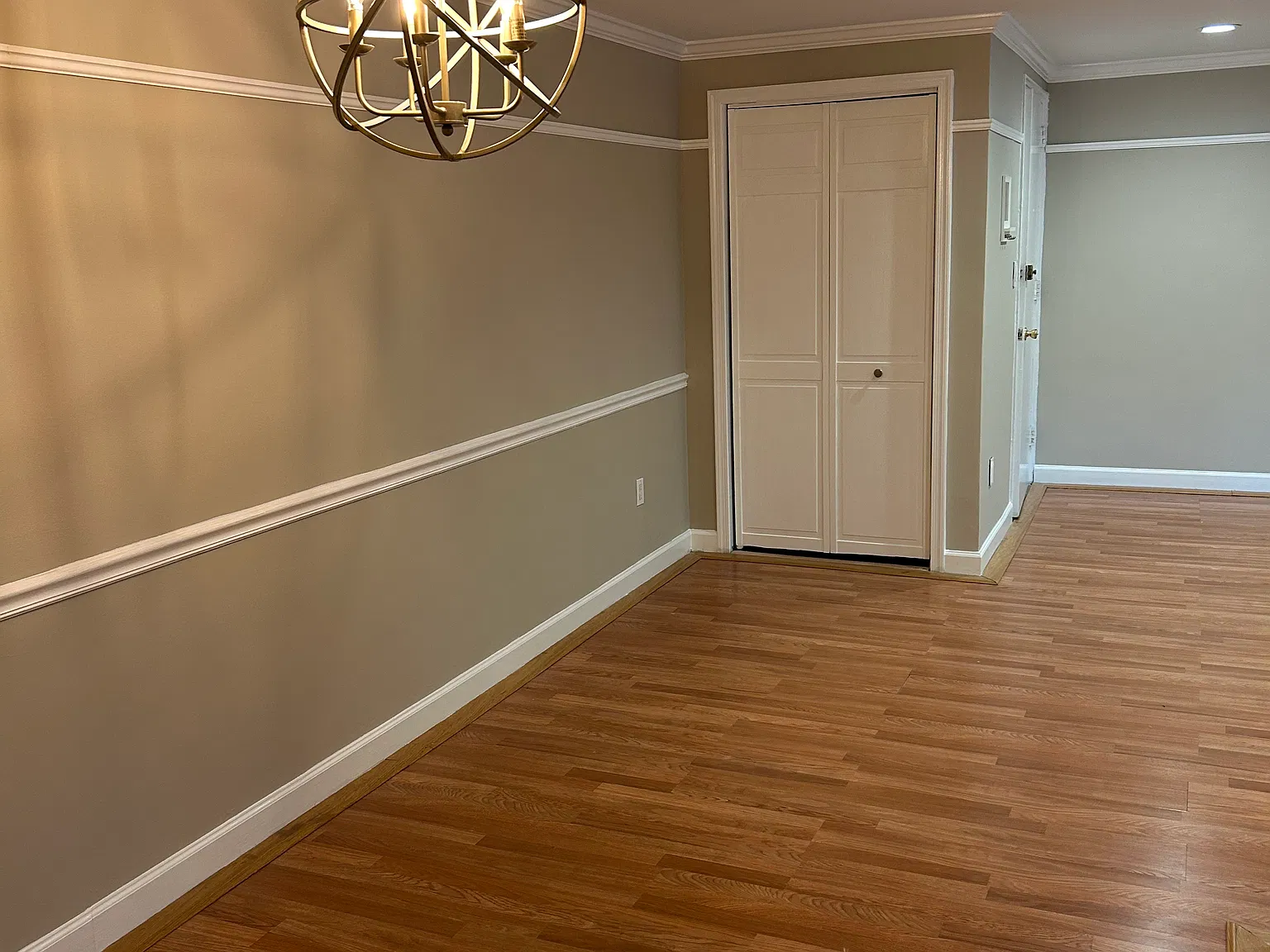 708 S Arlington Mill Dr — Photo 1