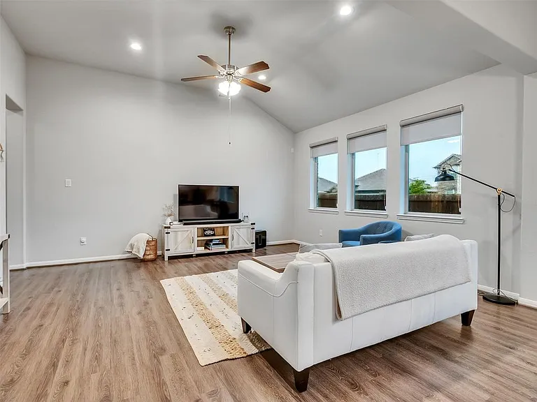1807 Oakdale Mist Dr — Photo 5