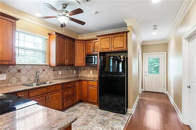 1718 Burdette St #B — Photo 8