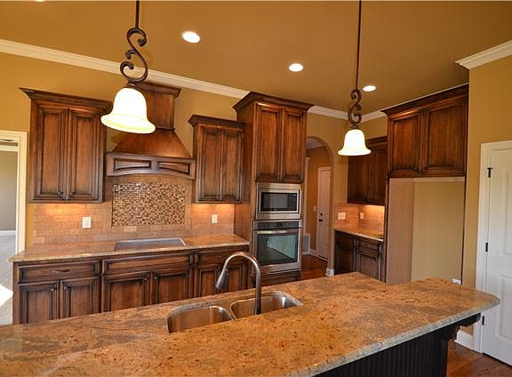 4th image of 203 Sagamore Dr #26