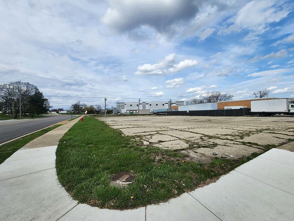 2nd image of 401 King St