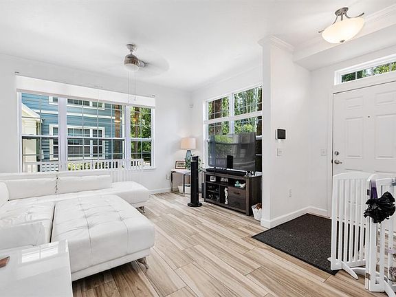 4th image of 5591 Rosehill Rd Unit 105