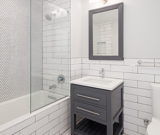 4th image of 47-05 5th St #301