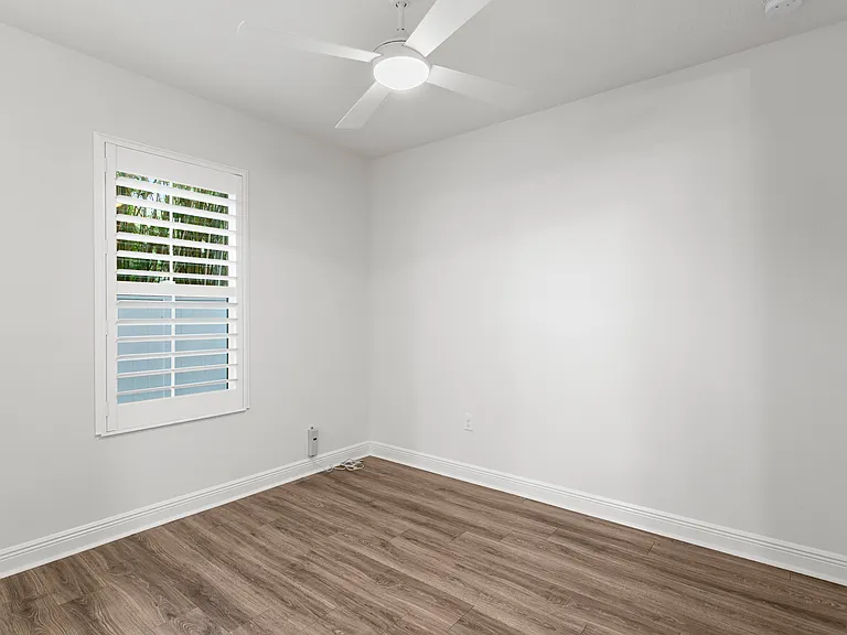 3803 W Cleveland St — Photo 8