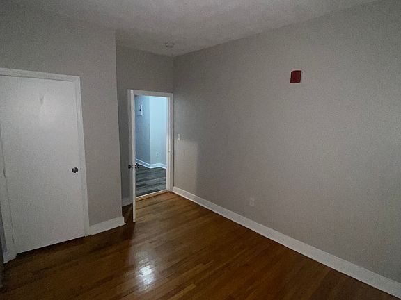 5th image of 140 Callender St APT 3