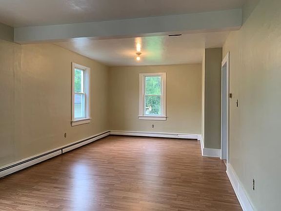 3rd image of 307 Horton Ave