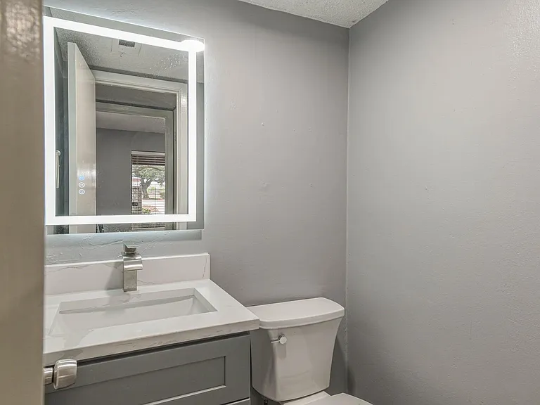 12543 Wellington Park Dr — Photo 20