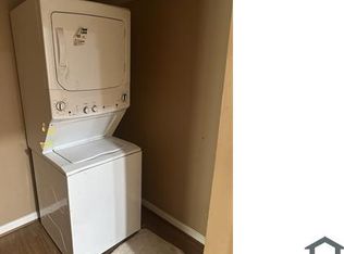 19319 Club House Rd, Montgomery Village, MD 20886