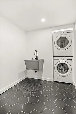 Rented by Corcoran | media 14