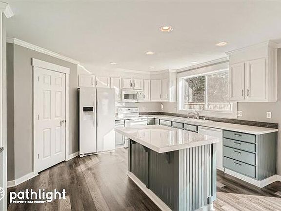 4th image of 16823 119th Avenue Ct E