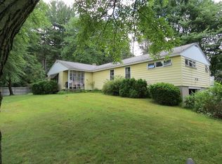 8 Glen Ave, Millbury, MA 01527