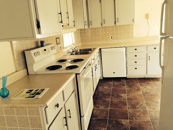 Modern Kitchen appliancek