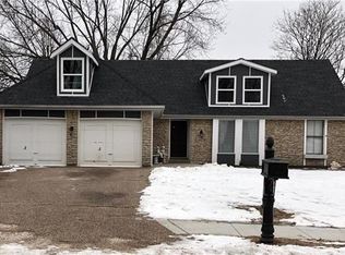 7620 N Wabash Ave, Gladstone, MO 64118