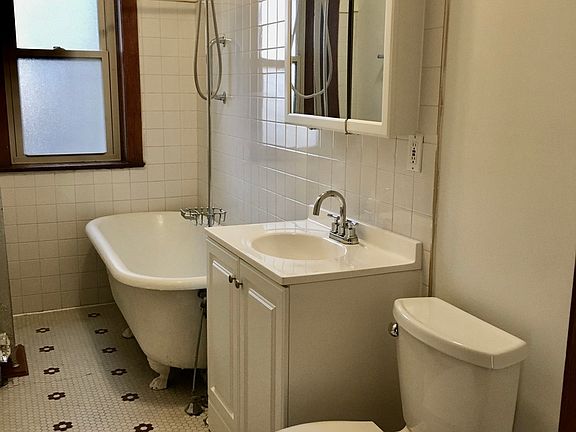 4th image of 1404 W Olive Ave APT 2