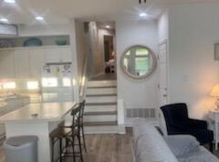 433 West Ave APT 1, Ocean City, NJ 08226