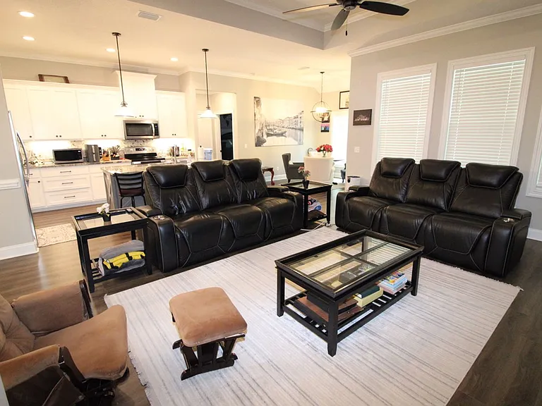 28 Redington Dr — Photo 17