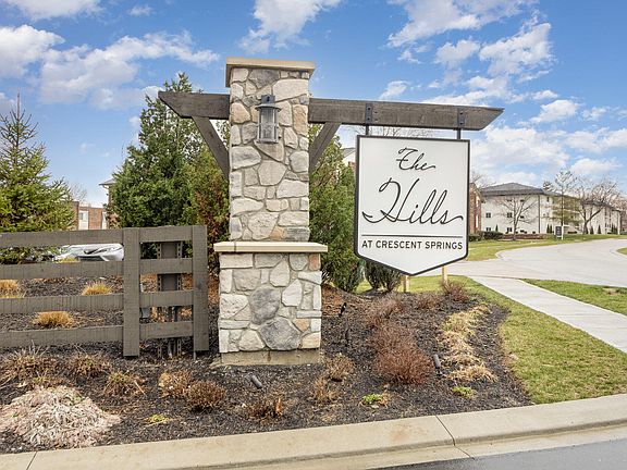 2nd image of 2515 Crosshill Dr