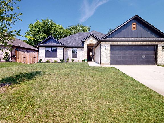 2nd image of 19138 Seneca Dr