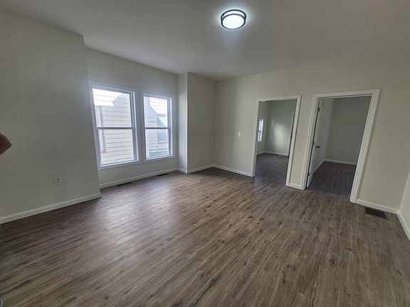 4th image of 424 S Massey St #1