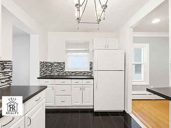 3rd image of 1845 E 36th St