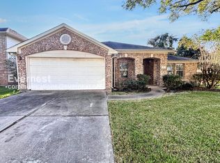 2527 Pine Shadows Dr, Sugar Land, TX 77479
