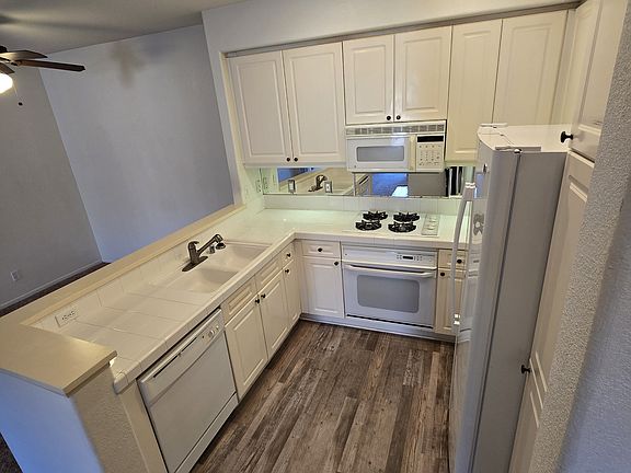3rd image of 10710 Sabre Hill Dr Unit 228