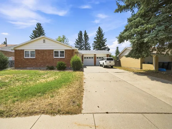 513 Harvard Ln, Cheyenne, WY 82009