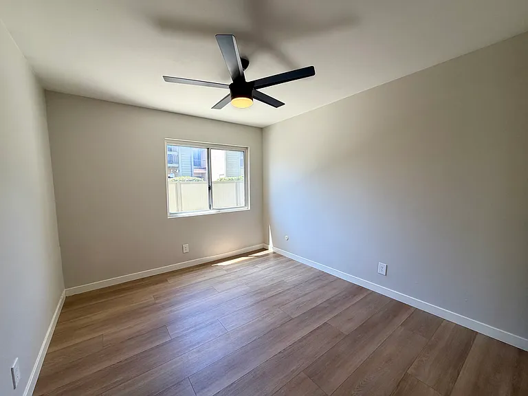 25715 Hogan Dr #B1 — Photo 8