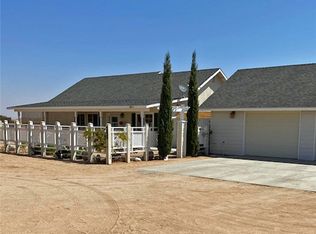 3927 Yucca Mesa Rd, Yucca Valley, CA 92284